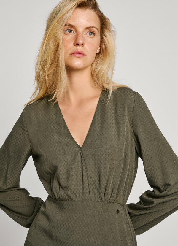 Pepe Jeans vestido corto cuello pico COMPRAR AHORA