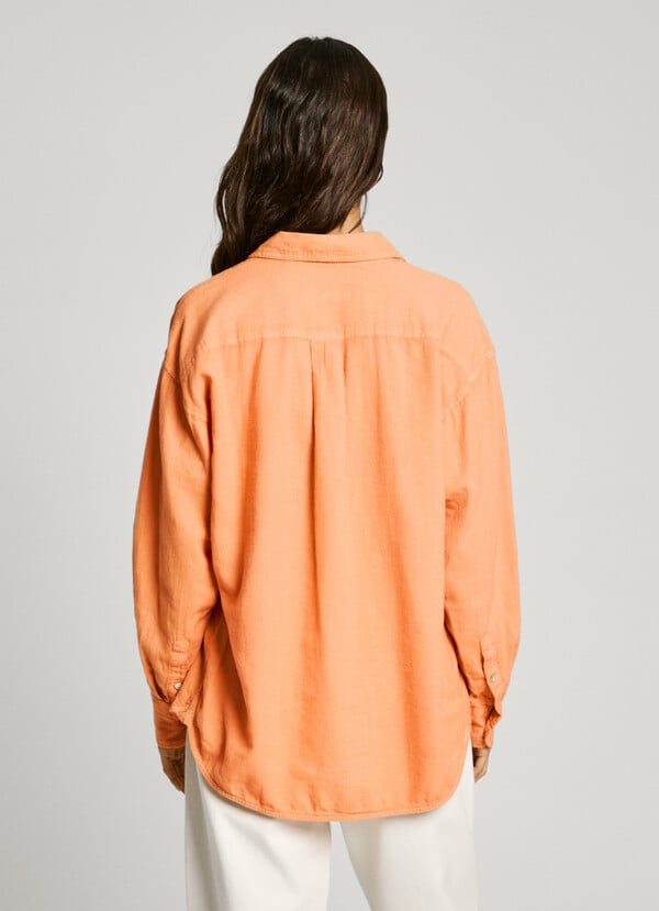 Pepe Jeans camisa logo bordado fit relaxed En oferta