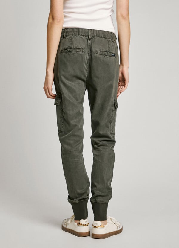 Pepe Jeans pantalón jogger fit slim Último día