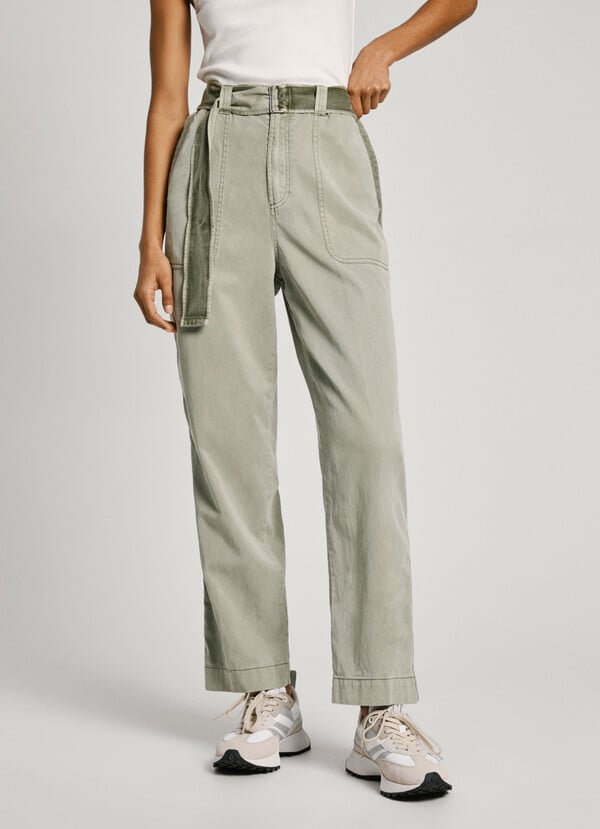 Pepe Jeans pantalón sarga con bolsillos parche Ahorra y exporta