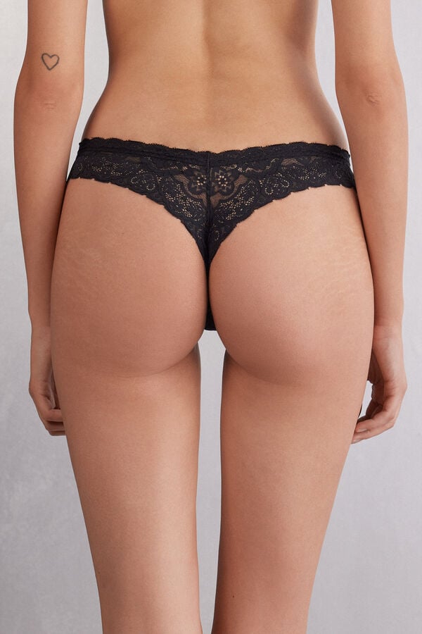 Intimissimi Brasileña de Encaje Estilo Años 80 2025