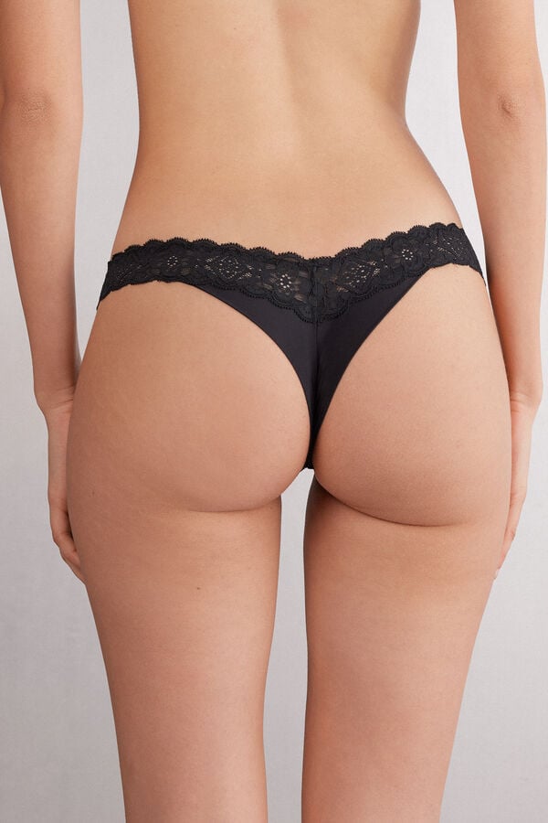 Intimissimi Brasileña de Encaje y Microfibra Estilo de los Años 80 En oferta