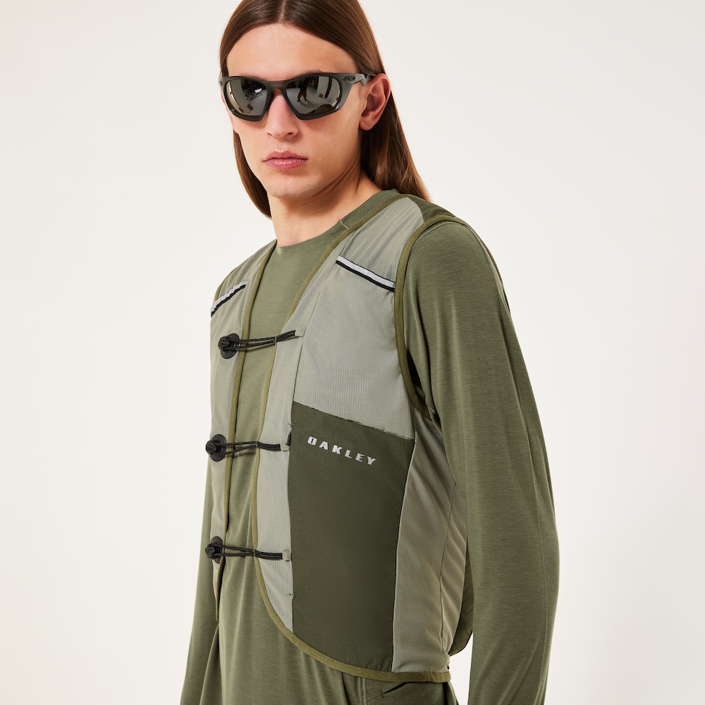 Oakley Oakley Latitude Flight Vest Poncho Outlet online